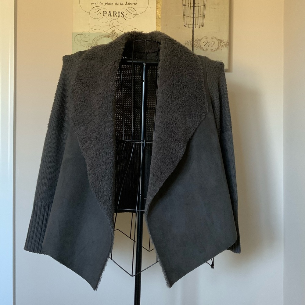 Faux Fur Collar Cardigan Knit